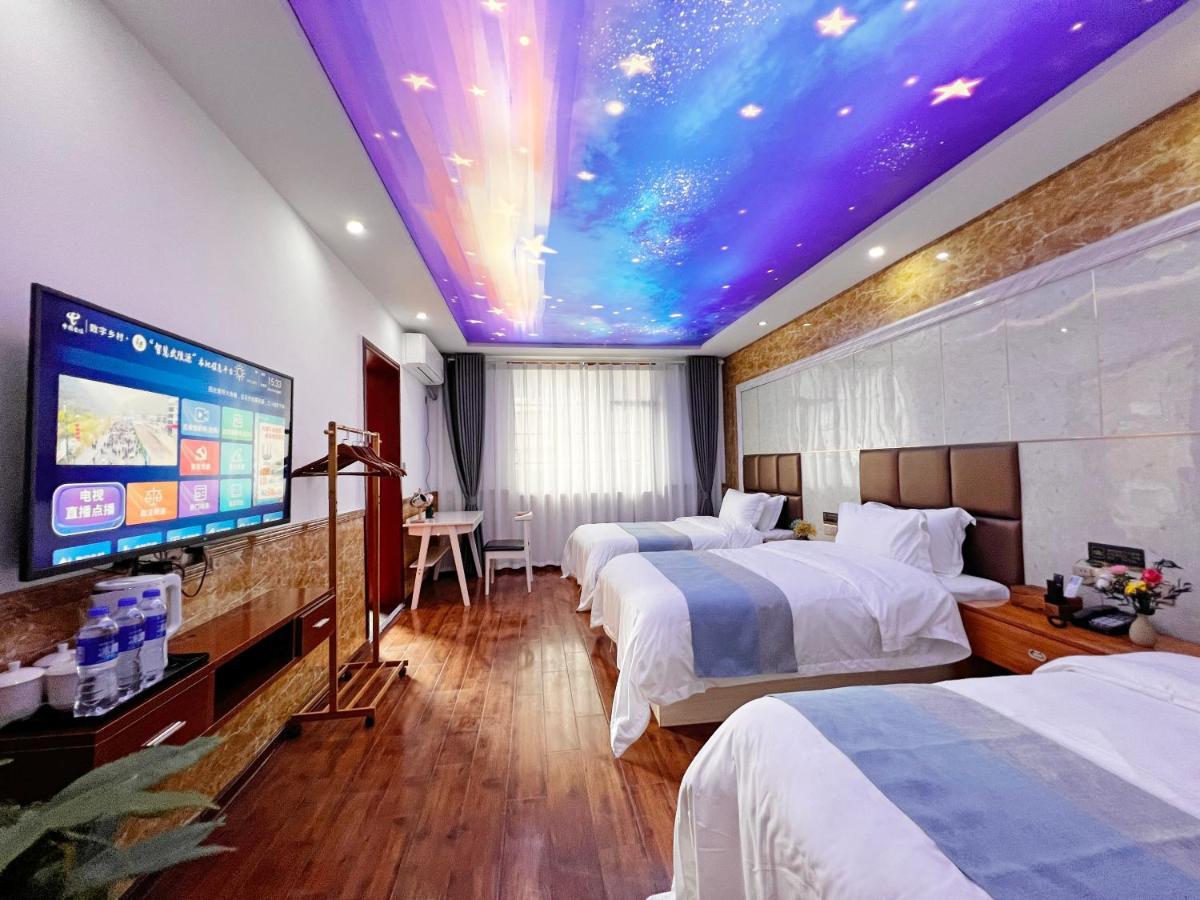 Yijingju Humanistic Inn Zhangjiajie Bagian luar foto