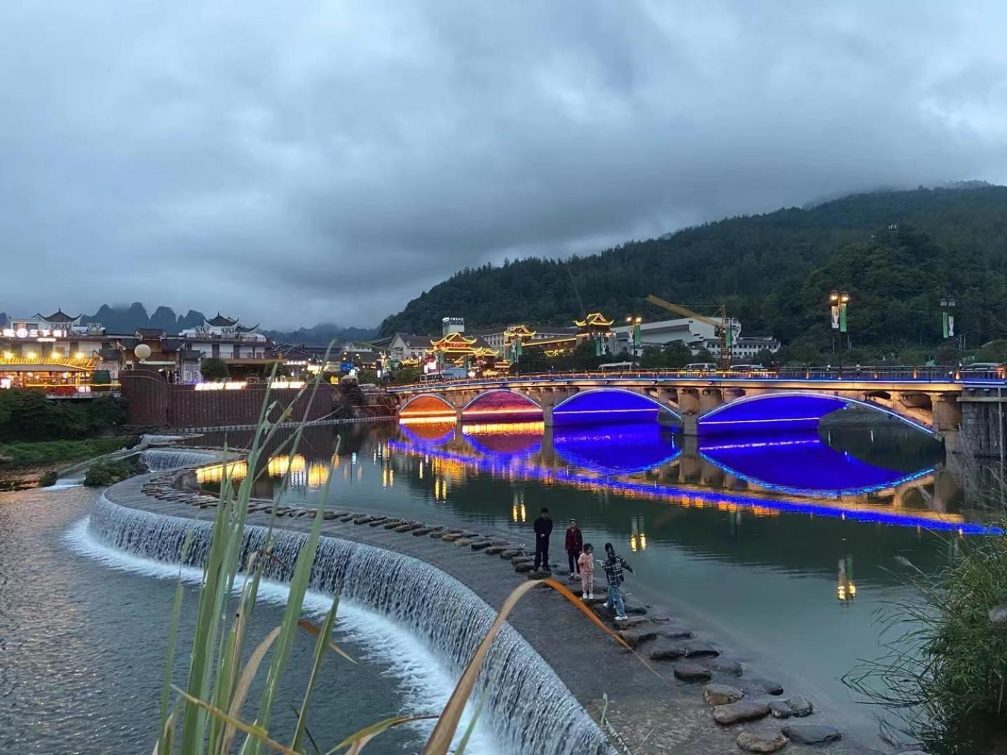 Yijingju Humanistic Inn Zhangjiajie Bagian luar foto